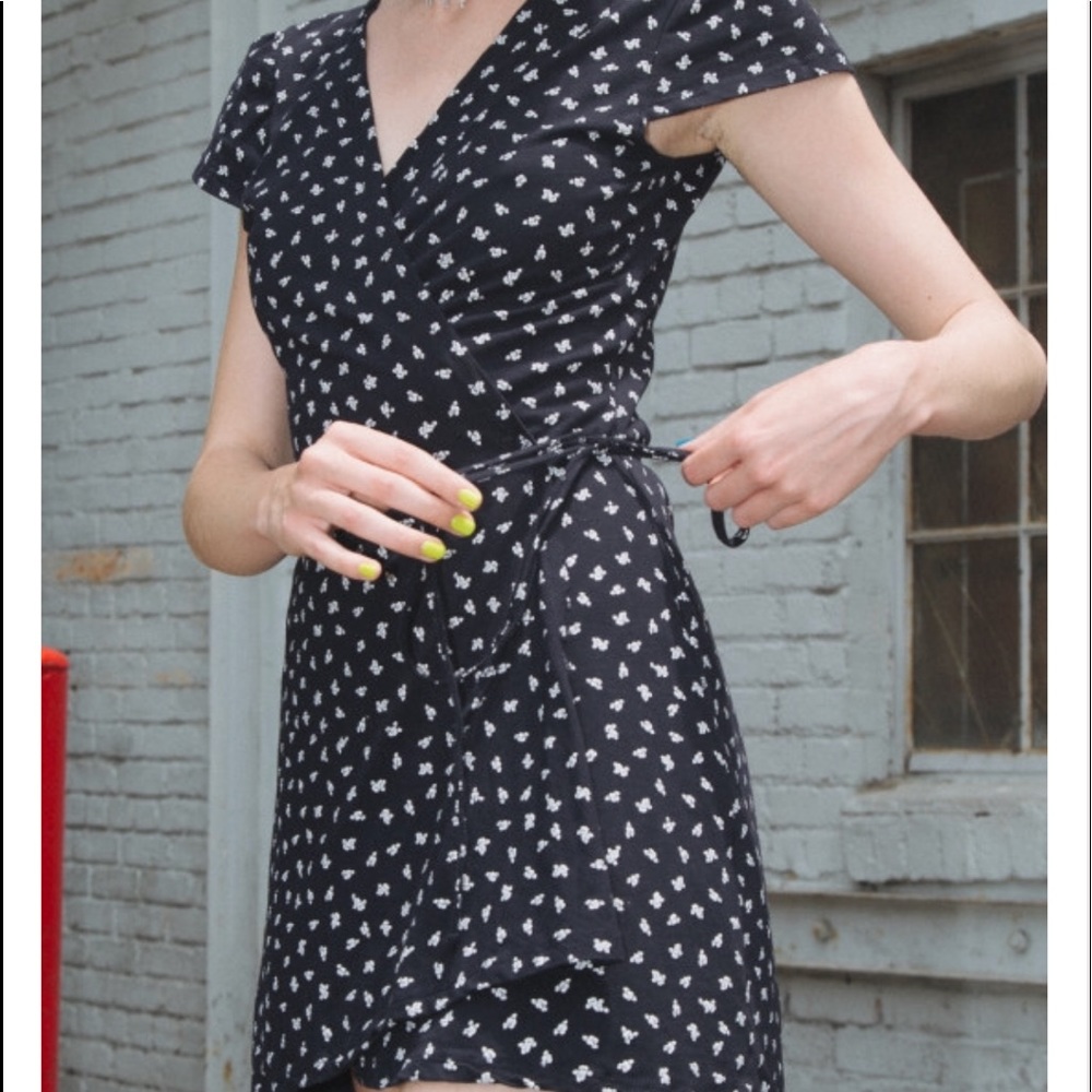 Brandy Melville dress